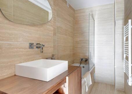Billancourt–Rives de Seine Apartment | Elegant Les Maisons de Charloc: F3 with Balcon and Access