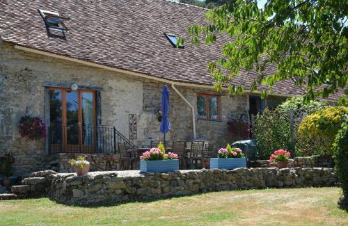 Crozant House | Discover Les Marronniers Gîtes with Oceanfront Pool and Spa