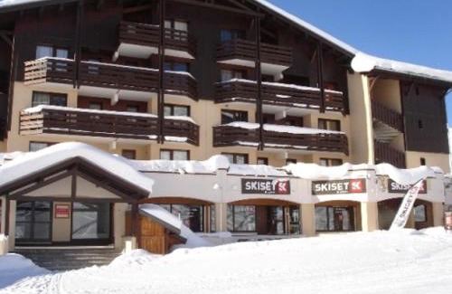 Les Bruyeres Apartment | Les Menuires - 2 pièces + mezzanine 6 pers, ski aux pieds, balcon, Wifi, ascenseur, parking gratuit - FR-1-178-93