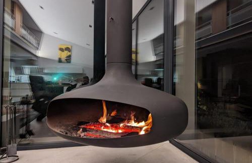 Port-Vendres House | Discover Les Mille et une Vitres: 4-Star Pet-Friendly Stay
