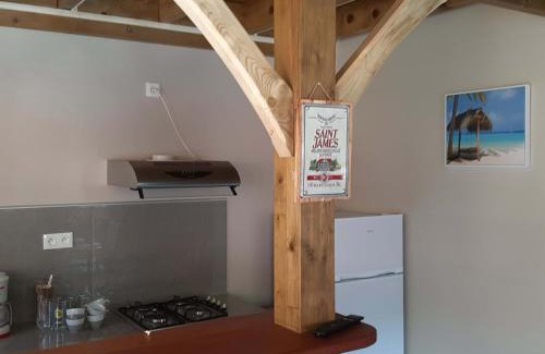 Les Anses-d'Arlets Hotel | Family-Friendly Escape at Les Monts Arlésien with Pool