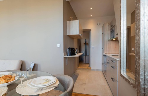 Honfleur Apartment | Unforgettable Les Mouailleries with Oceanfront Pool & Spa