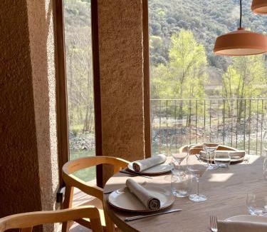 Rialp Hotel | Experience Excellence at Les Nous Hotel with Top Reviews