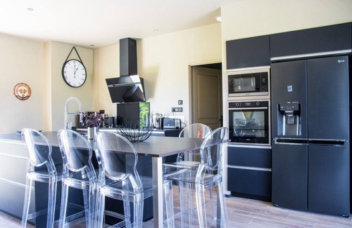 Vendeuvre-du-Poitou Villa | Discover Les Olympiades - Your Ideal Villa Getaway