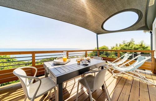 Sainte Marie Apartment | Experience Les Pailles en Queue: 4-Star Oceanfront Retreat