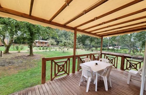 Luglon Other | Oceanfront Bliss at Les Palafitos - Rated 8.6/10
