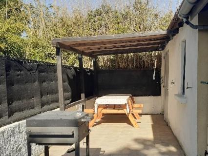 Le Sambuc House | Enjoy Family-Friendly Stays at Les Papyrus avec Draps