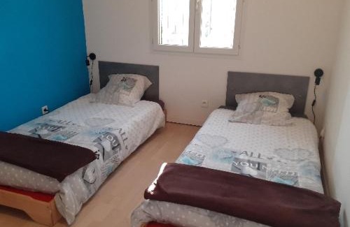 Le Sambuc House | Enjoy Family-Friendly Stays at Les Papyrus avec Draps
