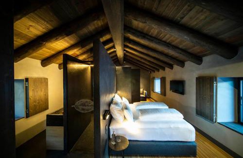 Meritxell Hotel | Experience Les Pardines 1819 Suites & Spa with Ocean Views