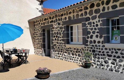 Arlempdes House | Discover Les Perles Vertes: Family-Friendly Getaway Awaits