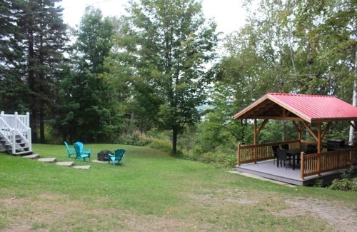 Frontenac Ski Chalet | Les Perseides: direct access to Lac Mégantic