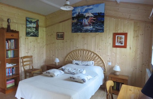 Vaubadon Bed & Breakfast | Delightful Stay at Les Petites Aunettes - Rated 9.4/10