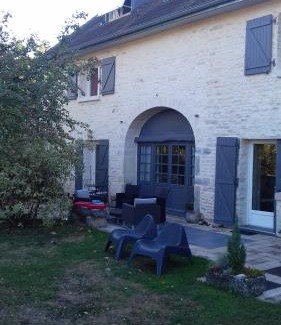 Hugier Bed & Breakfast | Discover Les Petunias: Oceanfront Bliss with Pool Access
