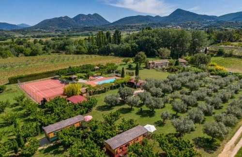 Piegon House | Oceanfront Getaway at Les Piégonnaises - 9.7/10 Rating