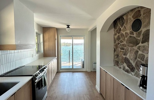 Lac-Sergent Ski Chalet | Les pieds dans l'eau (lake&spa)