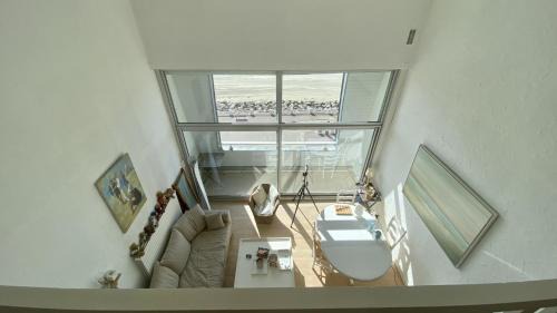 Le Crotoy Apartment | Stunning Les Pieds dans l'Eau with Bay Views for Families