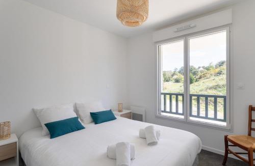 Sables-d'Or-les-Pins Apartment | Family-Friendly Les Pins 210, Steps from the Beach