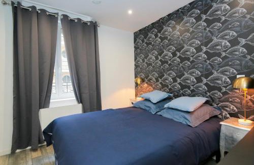 Saint-Roch - Badouillere - Chavanelle Apartment | Chic & Cozy Les Poissons T2 in Hypercentre with Free Wifi