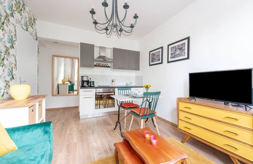 Arras Apartment | Discover Les Potiers 1: Steps from Historic Center