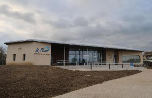 Cheu House | Top-Rated Les Prés de Bondus: Family & Pet-Friendly Stay