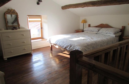 Breuil-Barret House | Pet-Friendly Retreat at Les Puvinieres - Rated 9.3/10