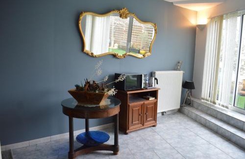 Angouleme House | Discover Les Remparts d'Angoulême: Oceanfront Escape