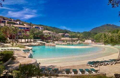 Les Restanques Apartment | Oceanfront Retreat at Les Restanques with Gorgeous Views