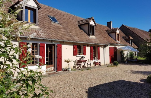 Dunet House | Discover Les Riverons: Oceanfront Escape with Pool Access