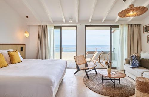 Collioure Hotel | Relax at Les Roches Brunes: Oceanfront Spa Getaway