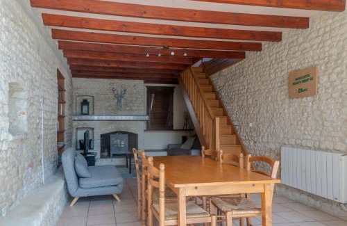 Mortiers House | Relax at Les Roses de Jonzac with Pool & Family Amenities