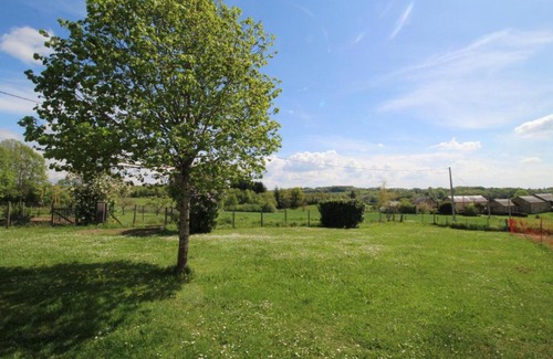 La Croisille-sur-Briance House | Pet-Friendly Retreat with Ocean View at Les Rouchoux