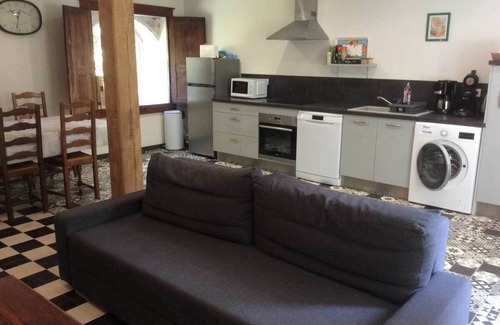 Jars House | Experience Les Ruellés: A Renovated Farmhouse Retreat