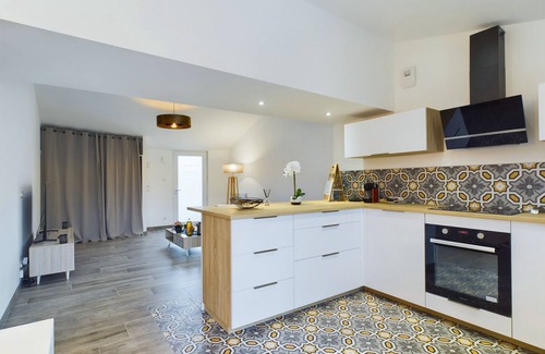 Olonne-sur-Mer Ski Chalet | Les Sables d'Olonne, house with garden for 6