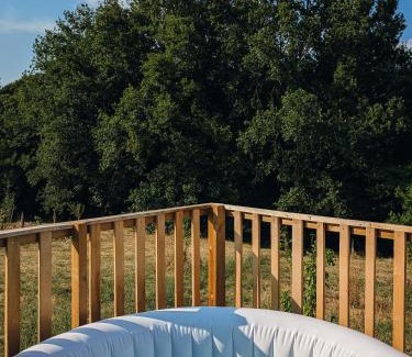 Savignac-Ledrier Hotel | Les secrets de la nature chambre d'hôtes, tentes luxe et nature