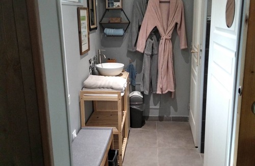Clerques Cottage | Romantic Getaway at Les Sens des Bois with Private Jacuzzi