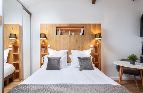 Chantilly Apartment | Discover Les Studios de la Faisanderie with Excellent Dining