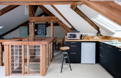Thermal House | Oceanfront Bliss at Les Suites de L’Opéra - Rated 10/10