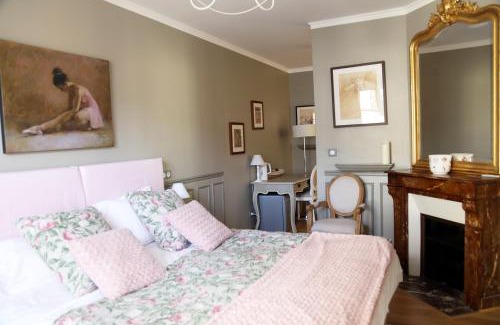 Vanves Bed & Breakfast | Discover Les Suites de Vanves near Parc des Expositions
