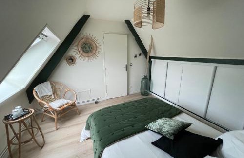 Esquay-sur-Seulles Bed & Breakfast | Oceanfront Escape at Le Doux Refuge - Guest Rated 9.8/10