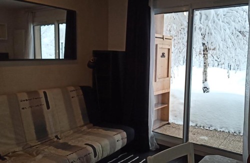 Huez-en-Oisans Apartment | Family-Friendly Les Terrasses d'Huez with High Guest Ratings
