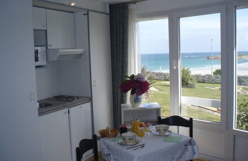 Trevou-Treguignec Apartment | Enchanting Stay at Les Terrasses de la Plage de Trestel