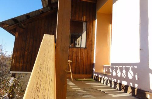Prunieres House | Pet-Friendly Getaway at Les Tinons - Rated 8.7/10