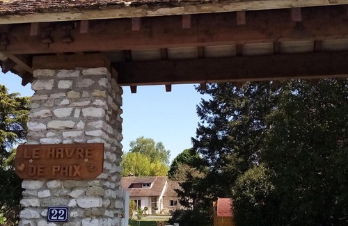 Neuilly Bed & Breakfast | Unique Stay at Les Tonneaux de l'Eure with Breakfast Included