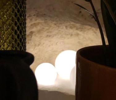 Rochecorbon Bed & Breakfast | Discover Les Troglos de la Tufolière: Pet-Friendly Retreat