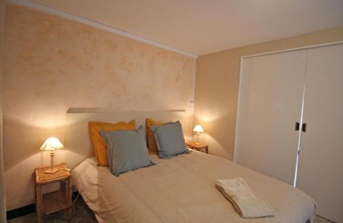 Nantiat Bed & Breakfast | Discover Oceanfront Bliss at Les Vieux Fourneaux