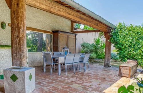 Capendu Apartment | Idyllic Les Vignes de Carcassonne with Pool and Ocean View