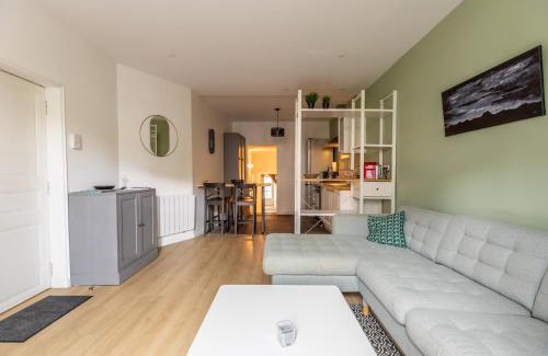 Saint-Saturnin Apartment | Discover LES VOÛTES DE SATURNIN: Pet-Friendly Stay