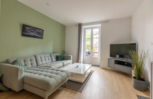 Saint-Saturnin Apartment | Discover LES VOÛTES DE SATURNIN: Pet-Friendly Stay