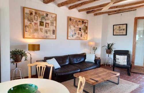 Barbera de la Conca House | Les Voltes II - 3BD Retreat with Pool and Hilltop Views