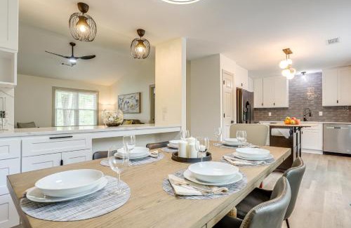 Woodstock House | Less Than 1 Mi to Main St and Amphitheater Woodstock Home!